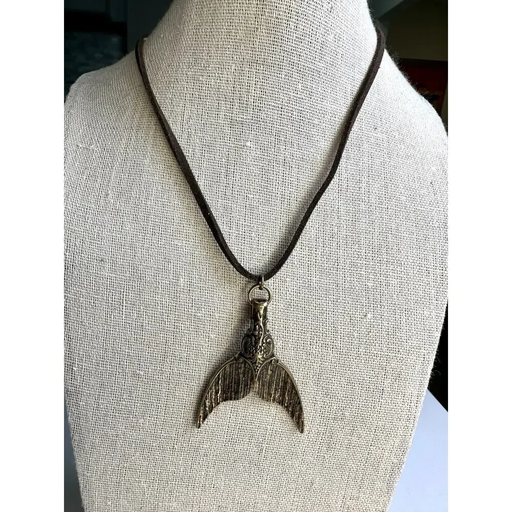 Fish Tail Necklace
